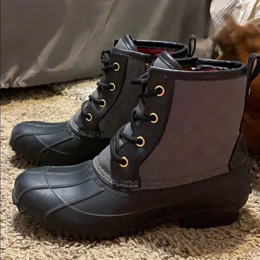 Tommy Hilfiger duck boots